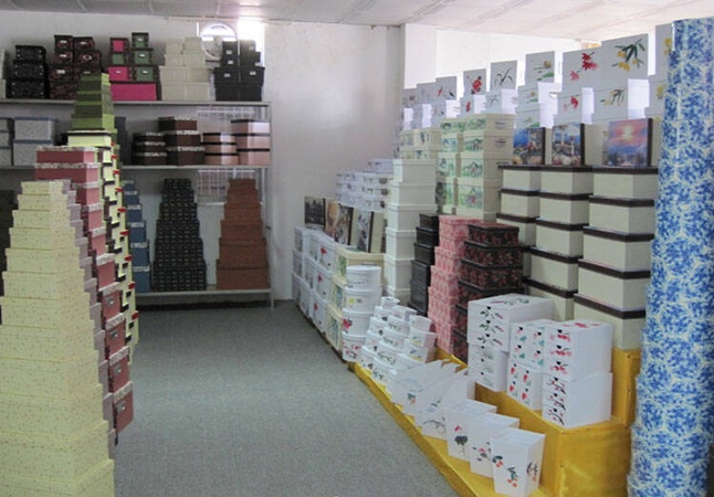 Shantou SiHai Showroom and Warehouse